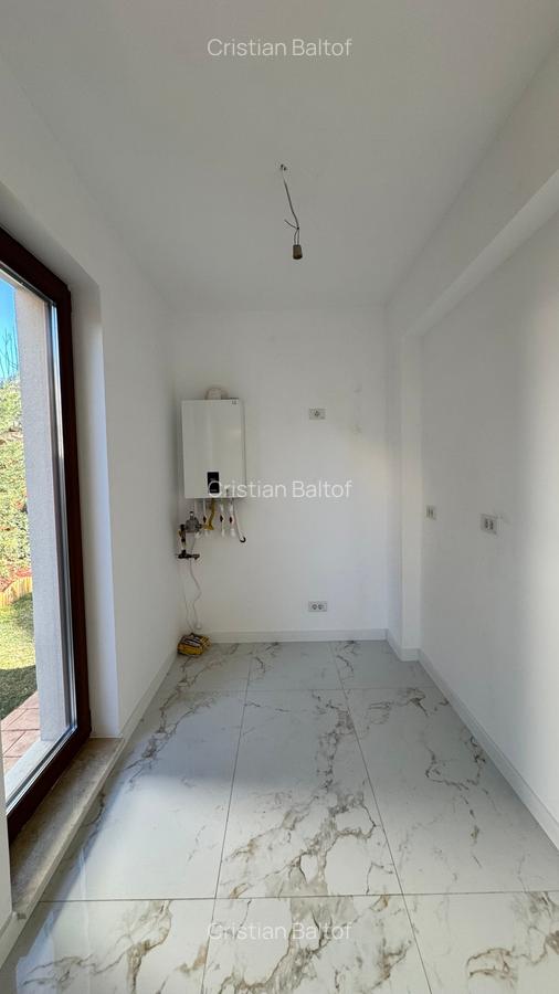 Apartament cu 3 camere semidecomandat în Bucureștii Noi - 6