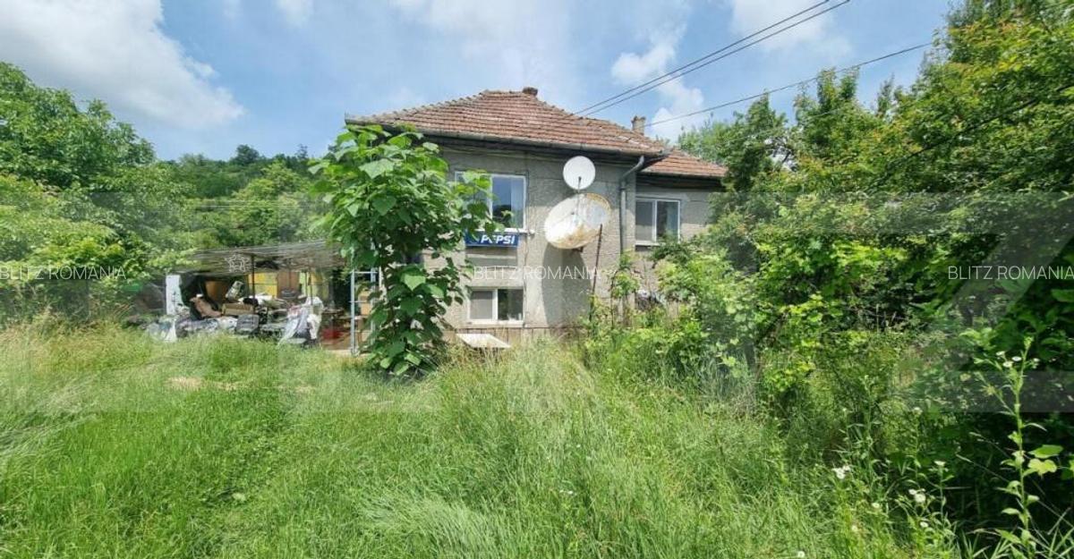 Casa individuala 140 mp cu teren 14660 mp - posibilitate de - 1
