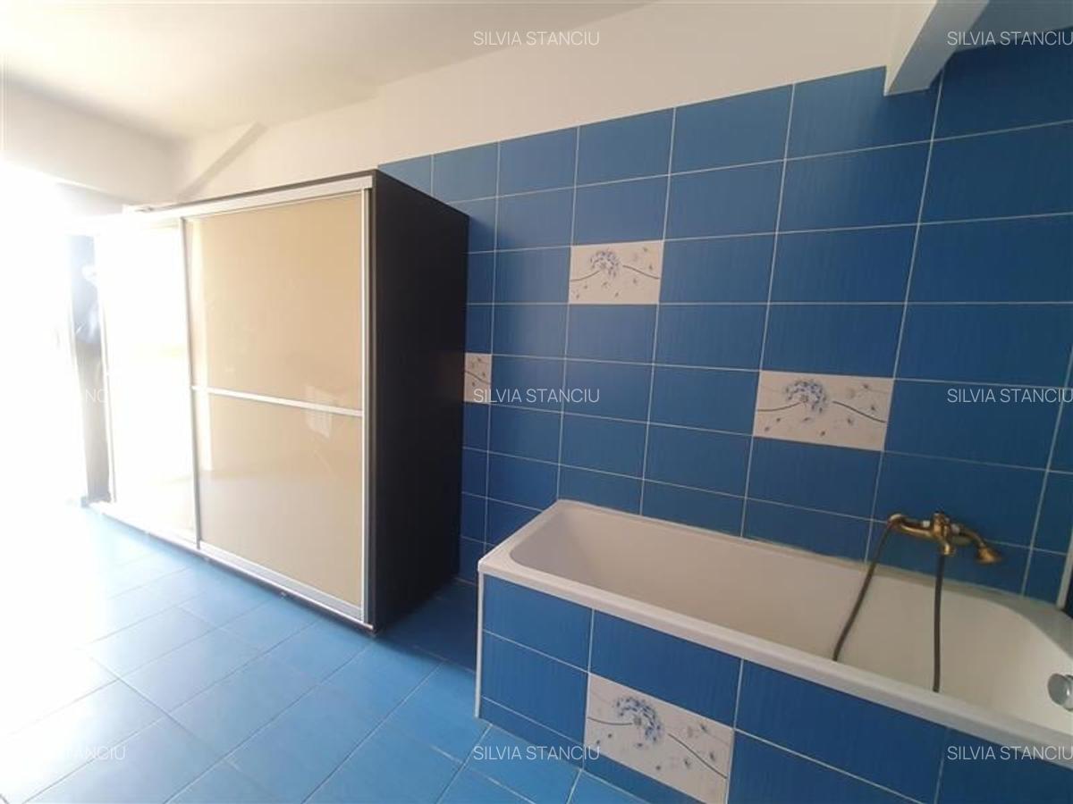 Calea Ferentari-apartament 3 camere, tip penthouse, centrala proprie - 11