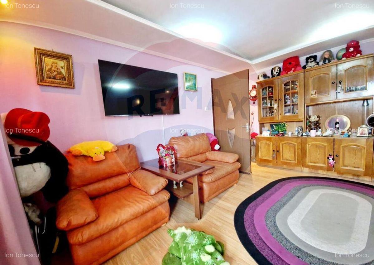 Apartament 2 camere / etaj 2 / Filiasi / zona Biserica Mare - 4