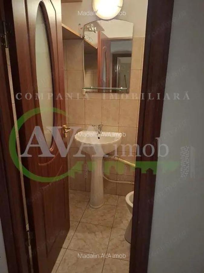 Apartament 3 camere decomandat zona Mioritei - 14