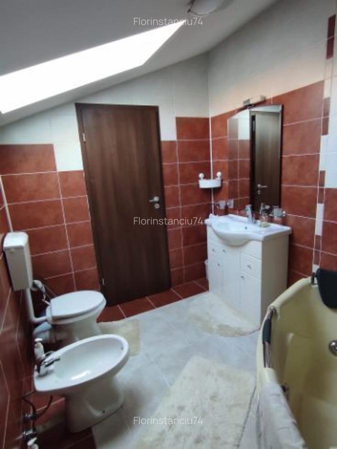 Casa Domnesti, str Putul Olteni, 5 camere, 160 mp utili - 9