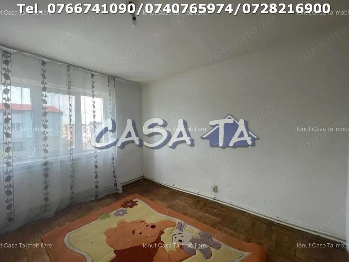 Apartament 3 Camere, Etaj 4, Strada Aleea Teilor - Zona 9 Mai - 11