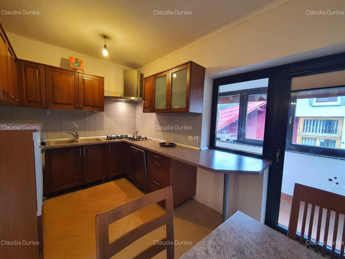 Apartament 3 camere de 100mp  de vanzare in Poiana Brasov - 2