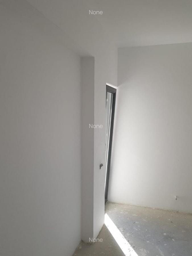 Casă cu 5 camere în Otopeni - 10