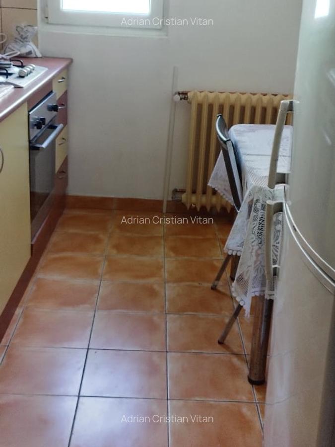 închiriere ap 2 camere decomandat - 2