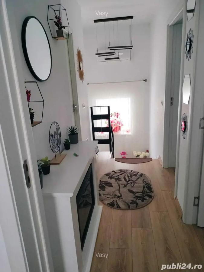 Vand casa in Ipotesti, complet mobilata- super pre? - 2