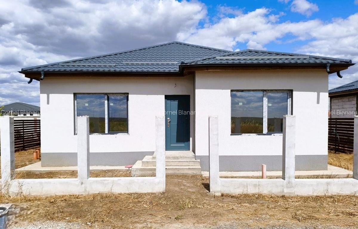Casa pe parter, 3 camere, teren 349 mp - 1