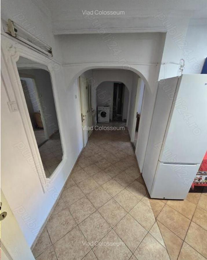 Apartament cu 3 camere,decomandat - zona Racadau - 5