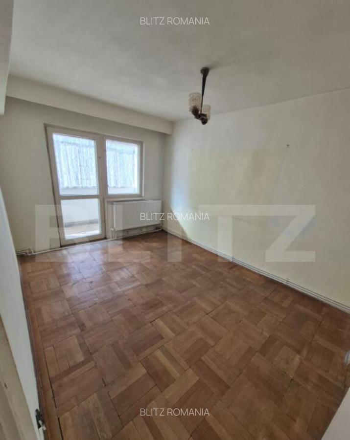 Apartament 4 camere de vanzare Deva, Bulevardul Decebal - 7