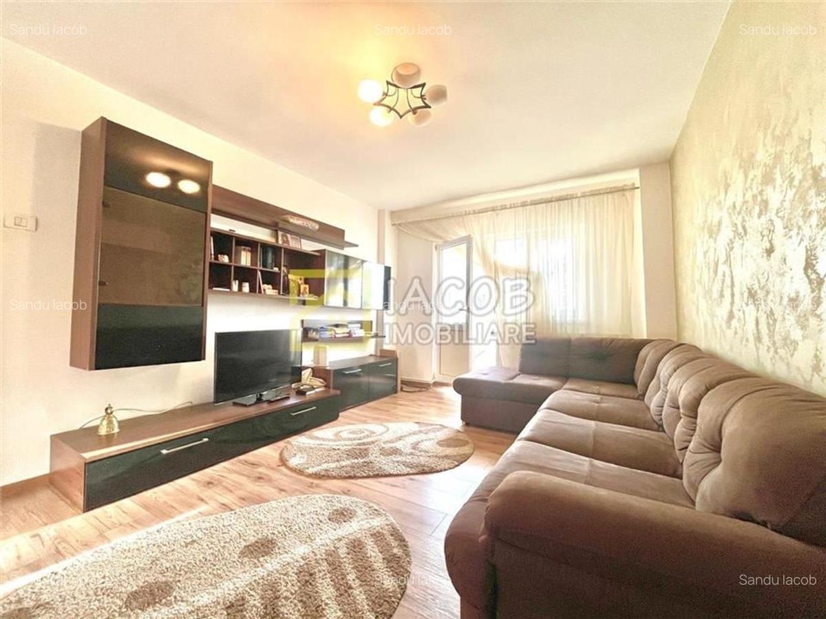 Apartament doua camere decomandate, etajul 1, strada Energiei, Bacau - 1