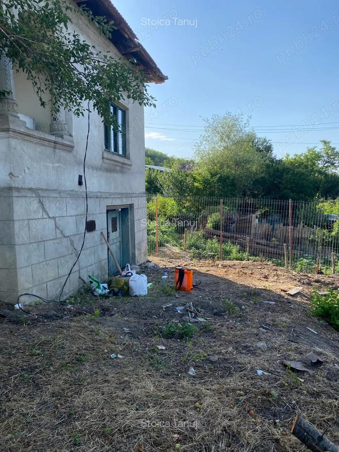 Vand casa la ?ara - 7 Vand casa la ?ara - 7