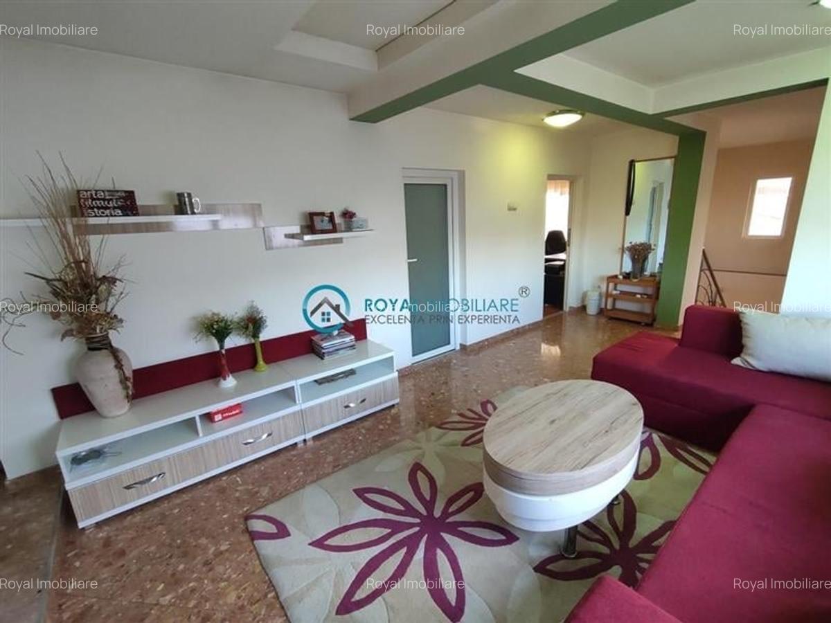 Royal Imobiliare - Inchiriere Vila zona Centrala - 11