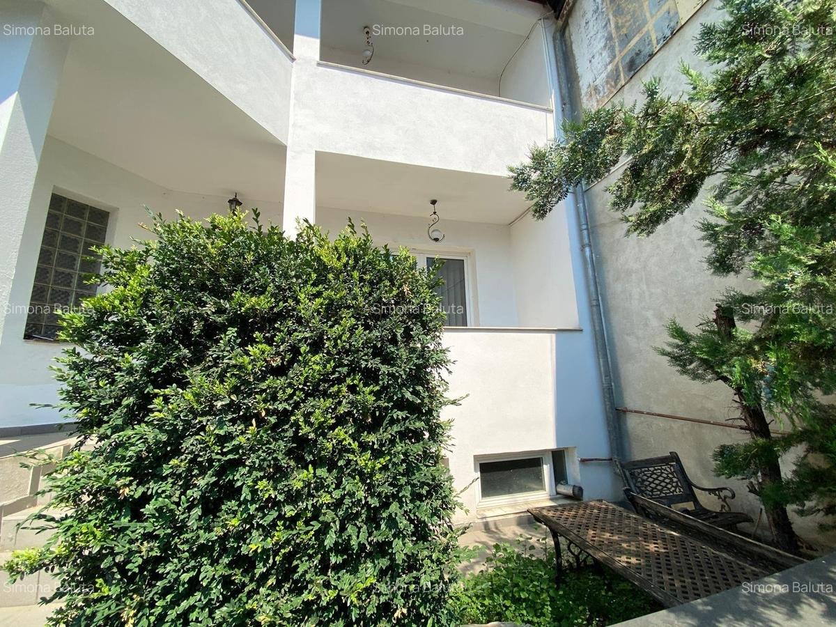 Vanzare casa vila 5 camere zona Crangasi - 25