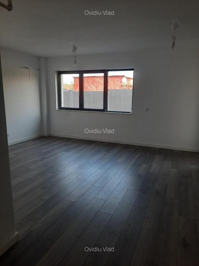 Apartament cu 2 camere decomandat în Chitila - 3
