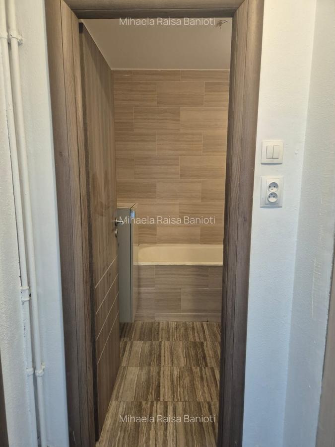 Apartament cu 3 camere de vânzare - Str. Fântânica, București - 10