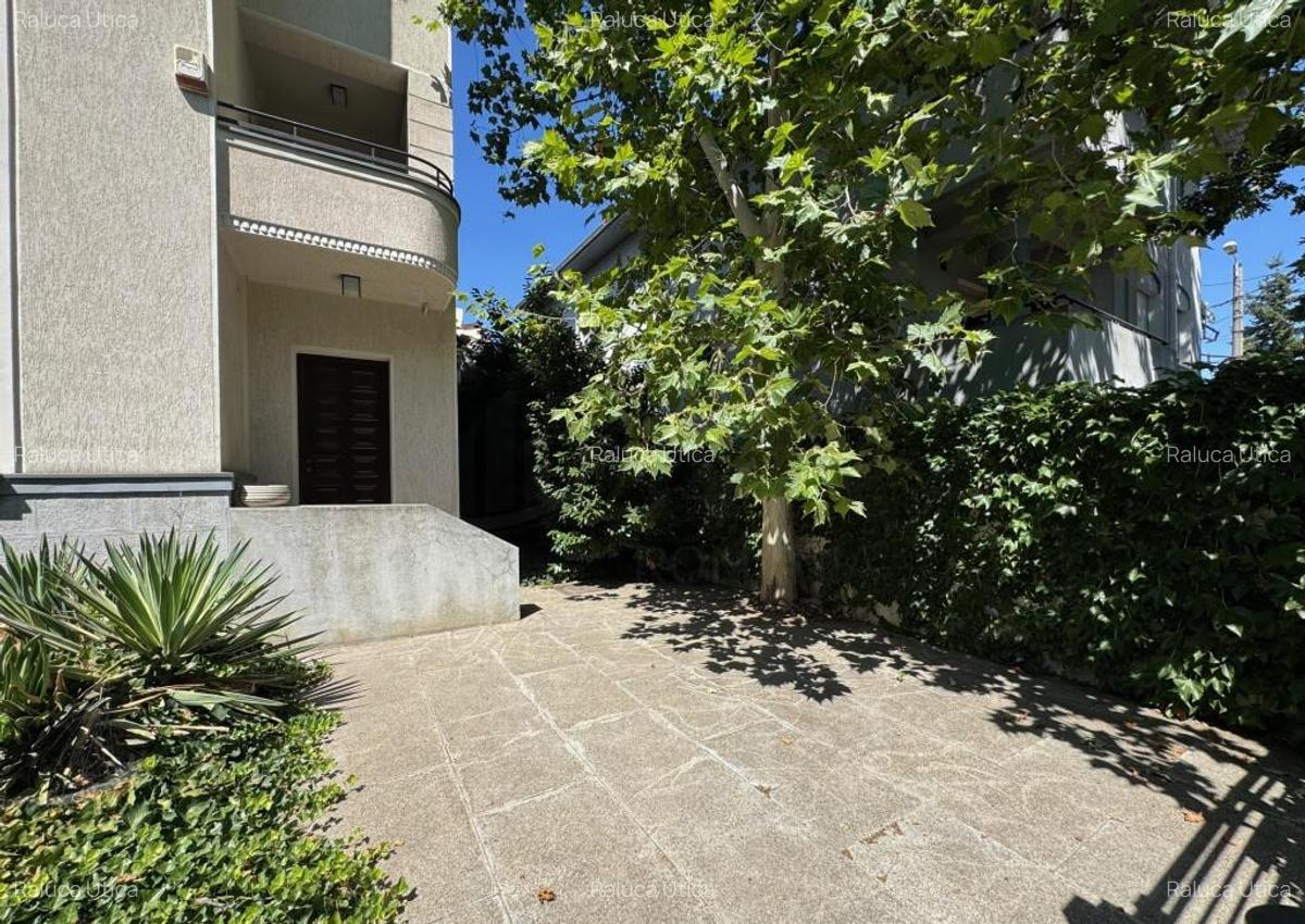 Vila superba 6 camere adiacent Calea Calarasilor - 2