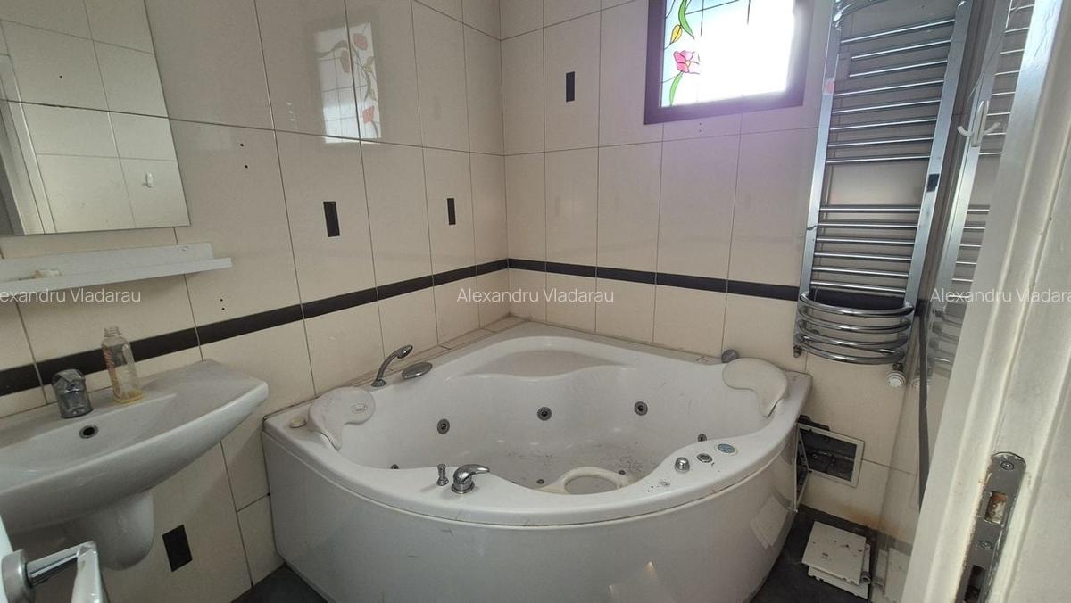 Apartament cu 3 camere 103,78 mp - piata Romana - 10