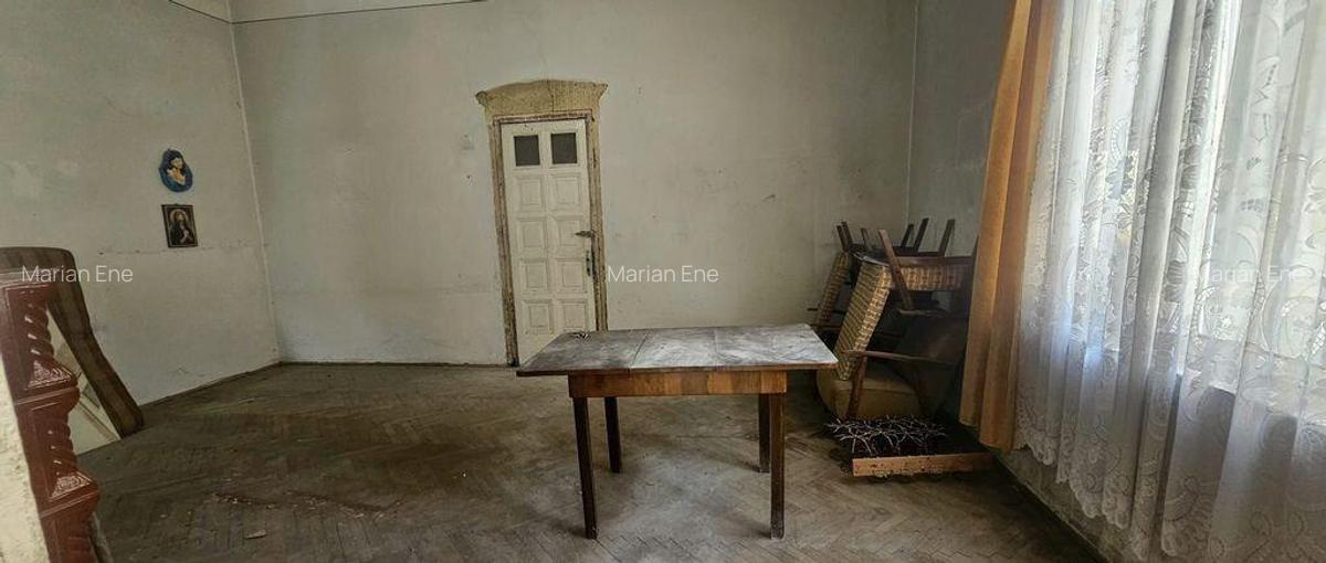 Casa de vanzare Zona Centru, Strada Garii 85.000 - 5