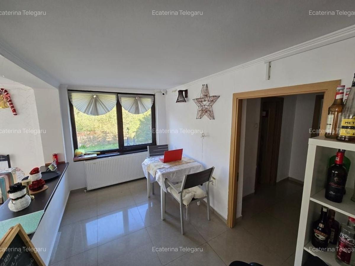 Pensiune la Cheia, moderna, functionala in totalitate, vedere mirifica (chirie) - 10 Pensiune la Cheia, moderna, functionala in totalitate, vedere mirifica (chirie) - 10