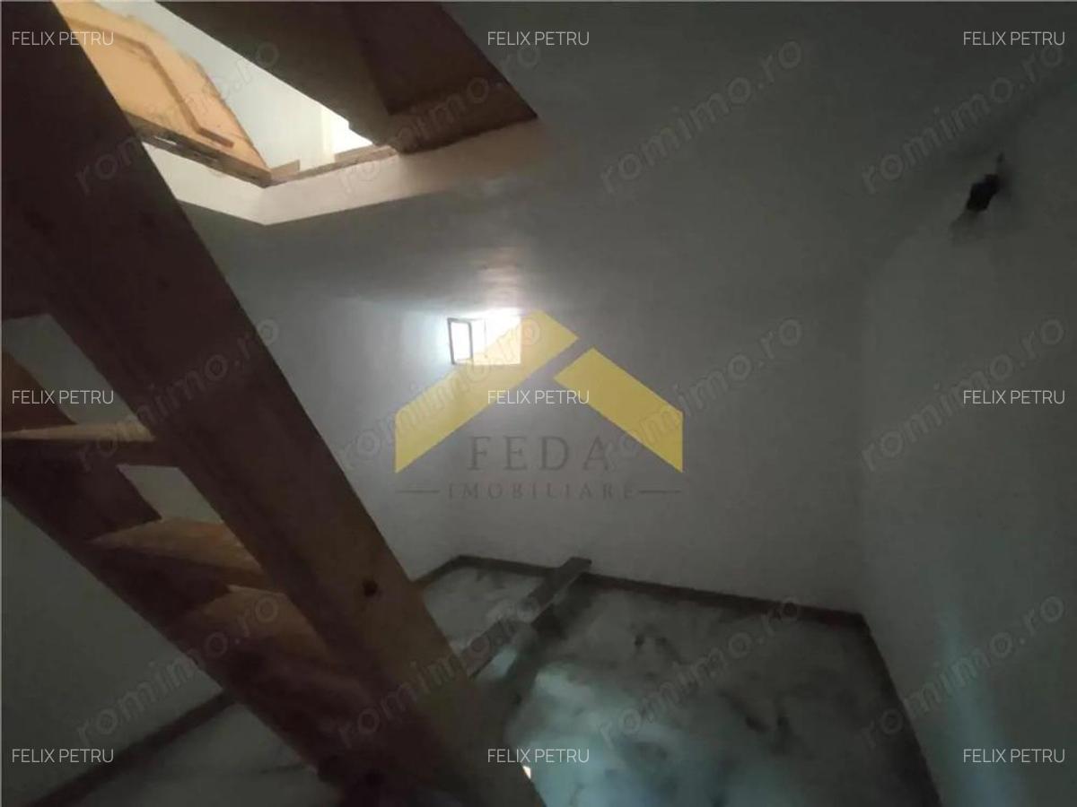 Casa de vanzare centrul orasului Curtici - 11