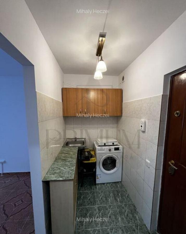 Garsoniera Renovata - Bloc Anvelopat - Mobilat si Utilat - Z - 4