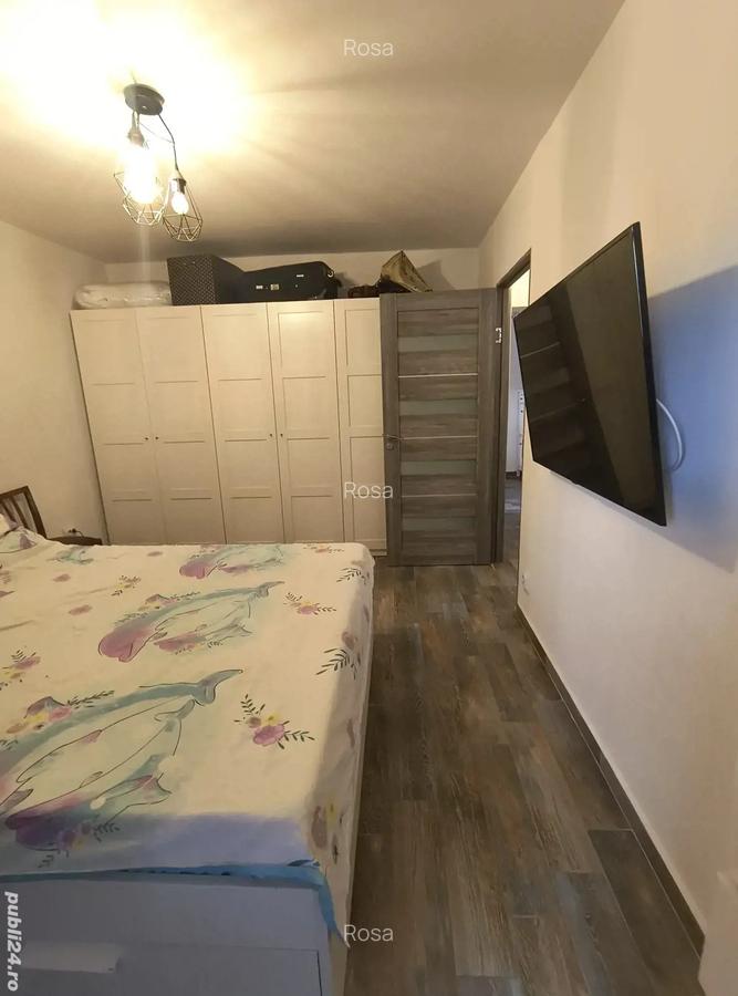 Proprietar Vand Apartament 4 camere, 65 m, balcon, renovat, mobilat, Bulevardul 1 Decembrie 1918 - 9 Proprietar Vand Apartament 4 camere, 65 m, balcon, renovat, mobilat, Bulevardul 1 Decembrie 1918 - 9