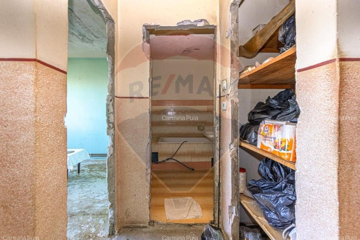 Apartament 2 camere/ 2 balcoane/de renovat-  zona Tractorul! - 17