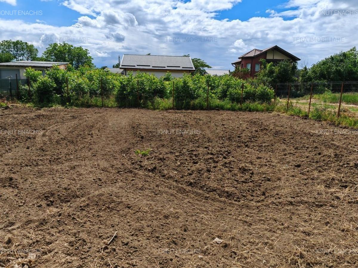 VANZARE TEREN INTRAVILAN - 2