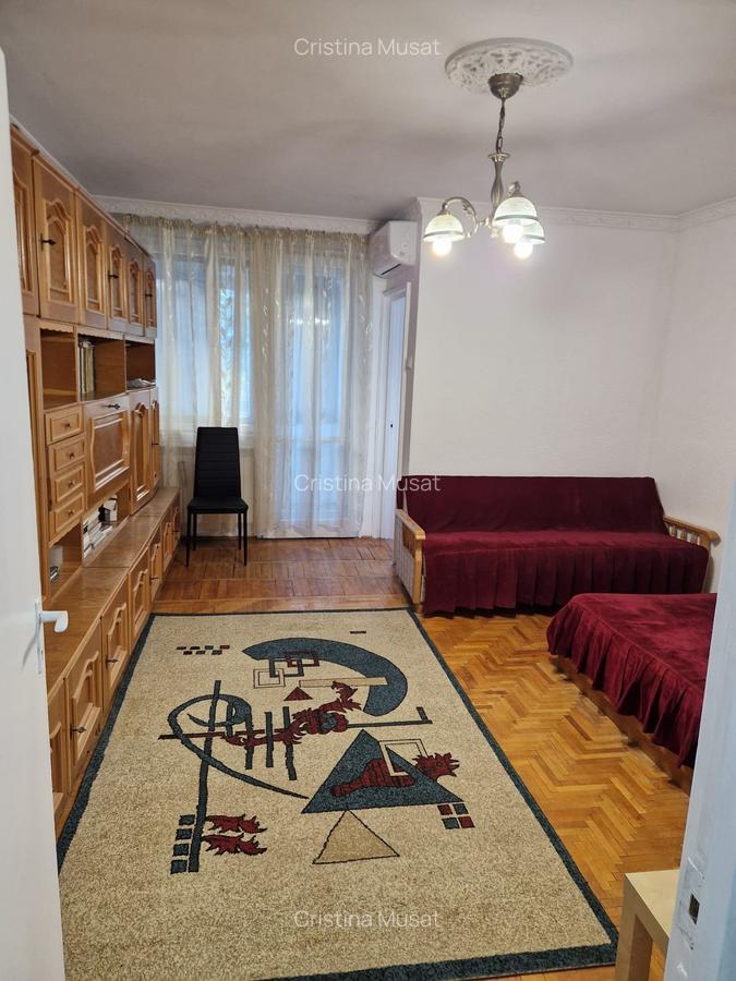 Garsoniera Dristor metrou in fata blocului - 2