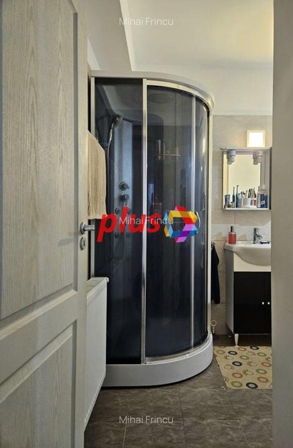 Oportunitate - Apartament cu trei camere in vila, zona Tractorul 70 mp - 8