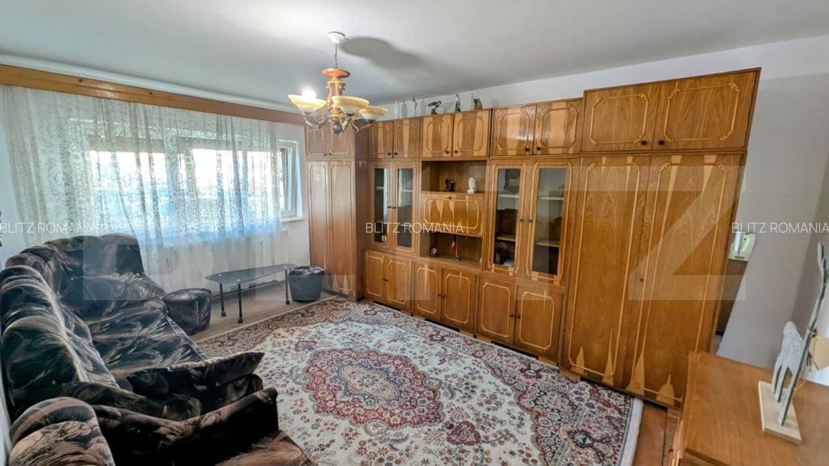Apartament cu 2 camere, decomandat, zona Ampoi. - 2