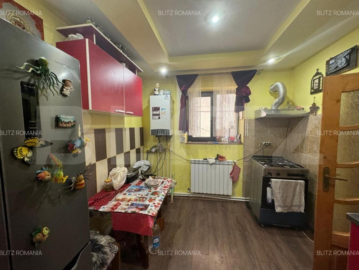 Casa , 2 camere, 55mp, + teren 43mp, zona centrala - 3