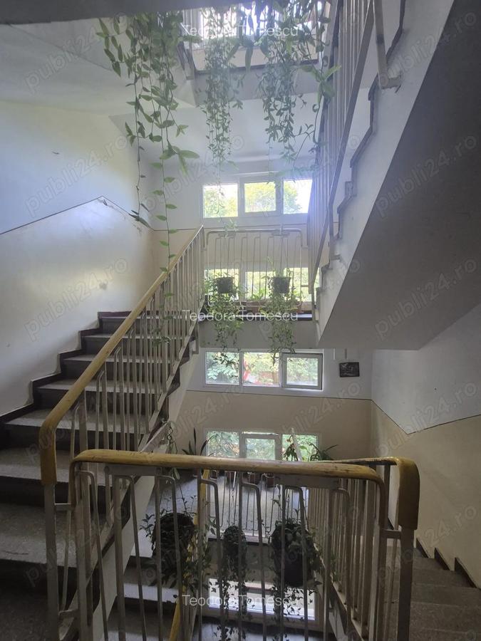 Inchiriez apartament 3 camere - 5 Inchiriez apartament 3 camere - 5