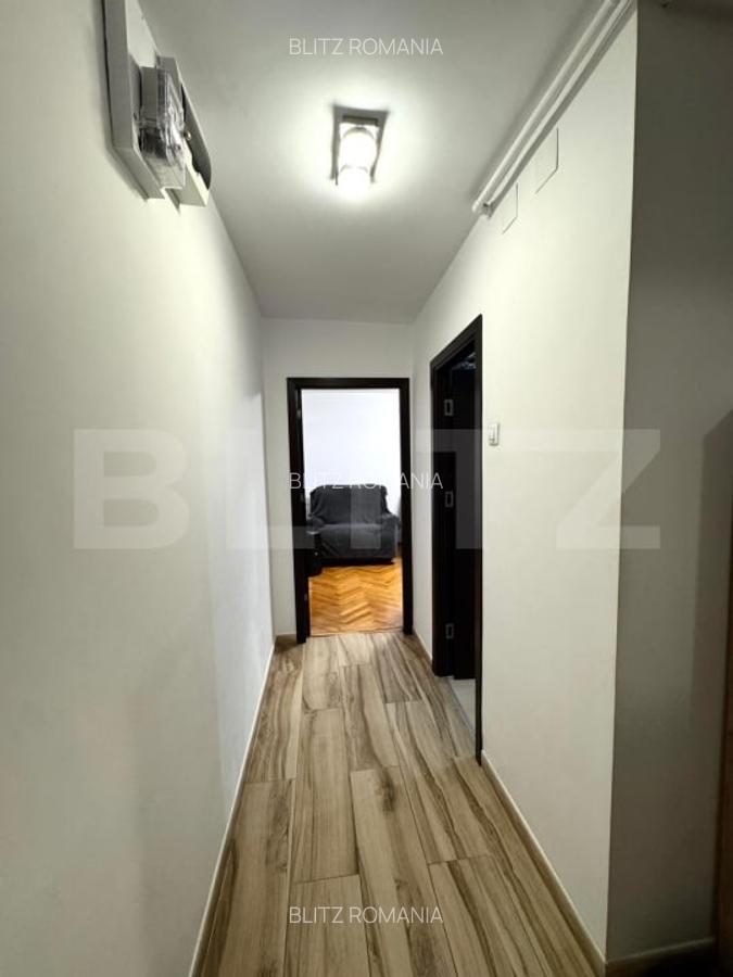 Apartament de vanzare, cu 3 camere, decomandat, etaj 1, zona Tractorul - 6