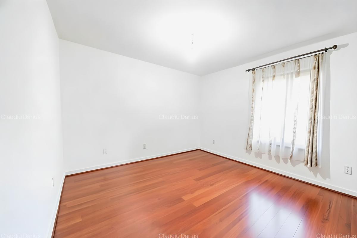 Casă Individuală P+1+M, 9 camere, 595 mp teren (zona Aradului) - 19