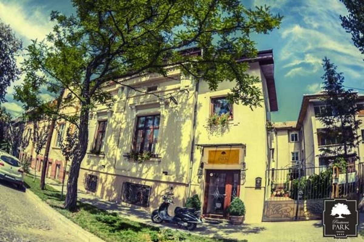 DE VANZARE Park Villa  Boutique  Hotel4*Zona istorica Timisoara - 1