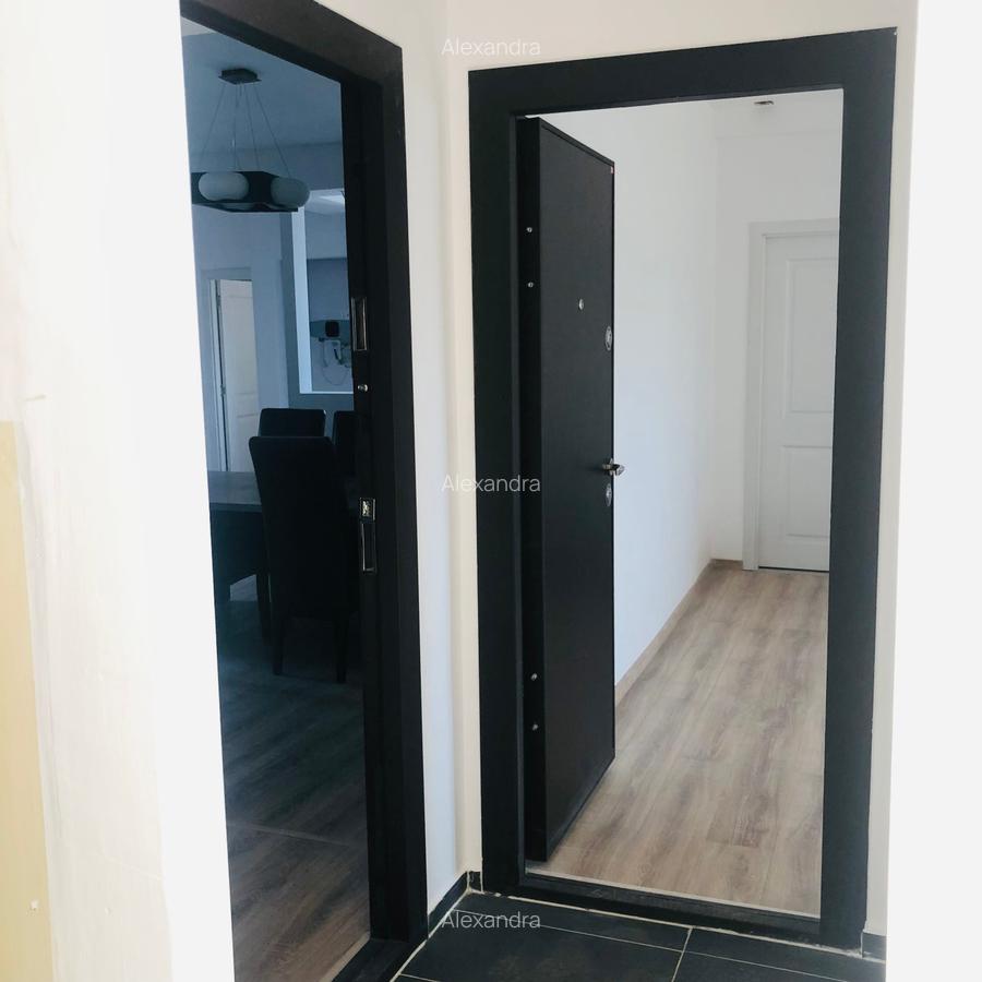 Apartament cu 4 camere semidecomandat în Armeneasca - 10