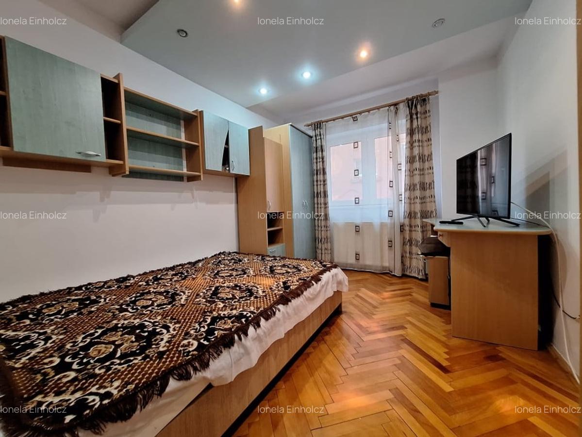 Apartament cu 3 camere decomandat în Spitalul Județean - 3