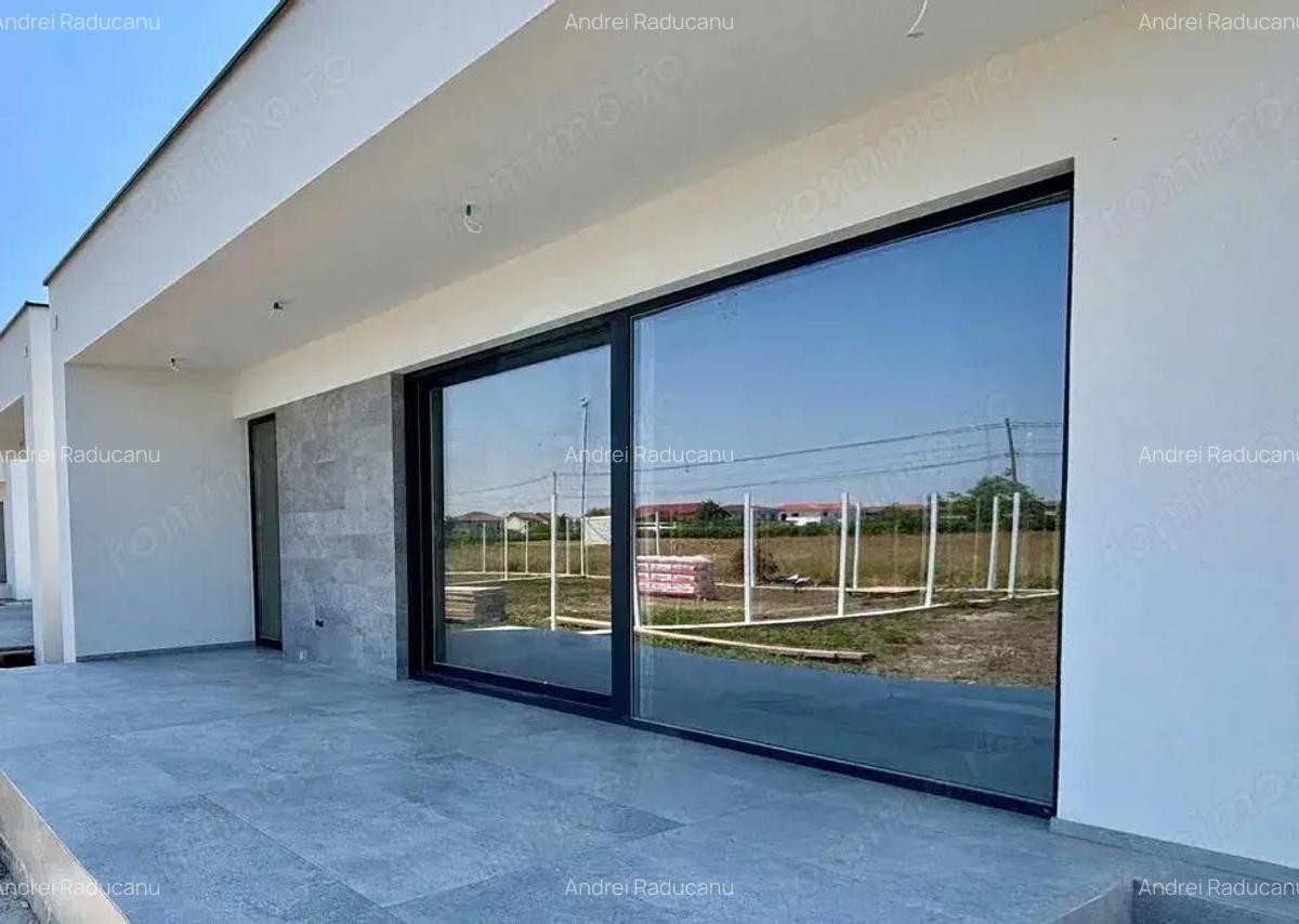 Duplex intabulat, cu 4 camere,gradina interioara, 435mp teren - 2