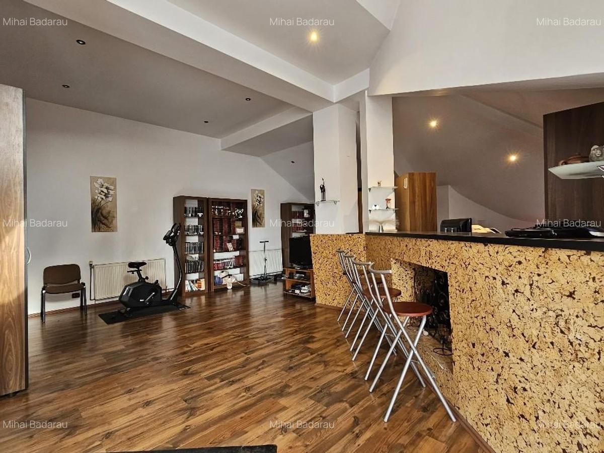 Vila in zona Bucurestii Noi - 275 mp | 6 camere | 4 bai | teren 450 mp - 1
