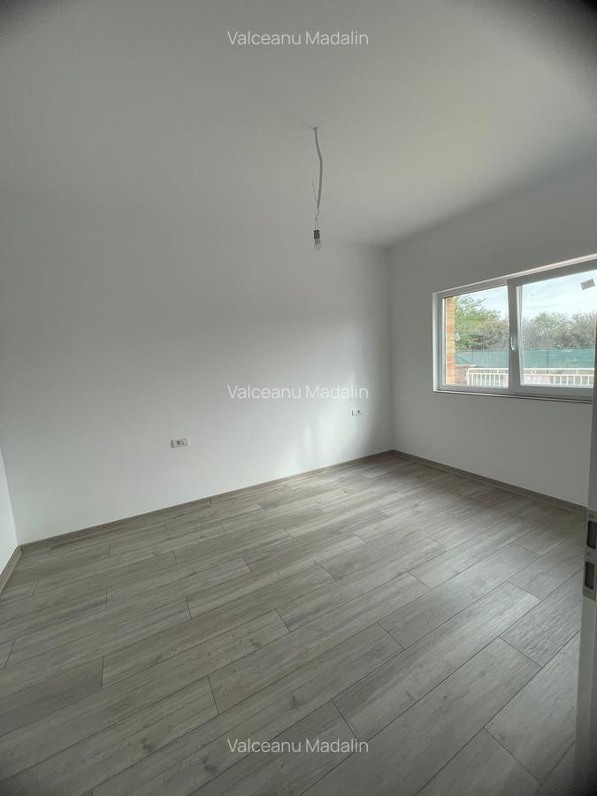 360 Grade Imobiliare oferă spre vânzare două jumătăți de duplex, Bucovat - 2