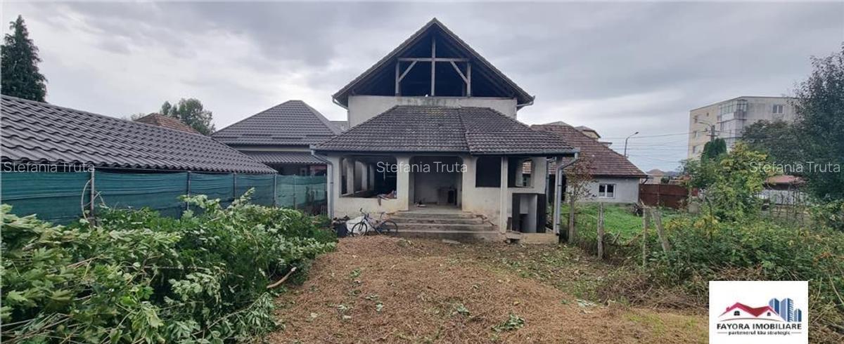 Casa/Spatiu Comercial sau pentru Birouri de Zona Tarnaveni - 2