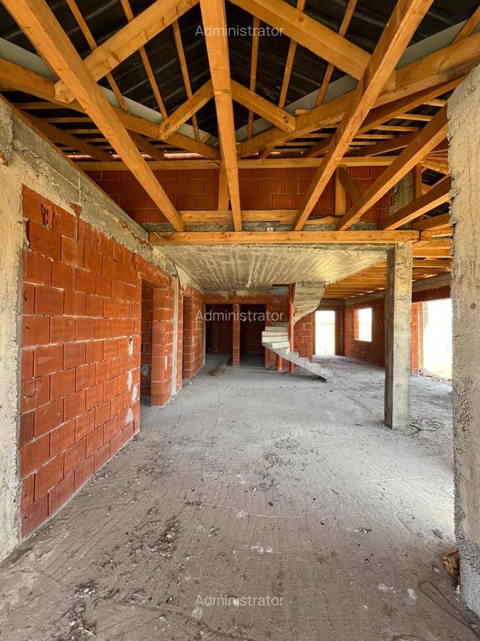 Casă cu 3 dormitoare, terasă , 591 mp teren, Leș - 3