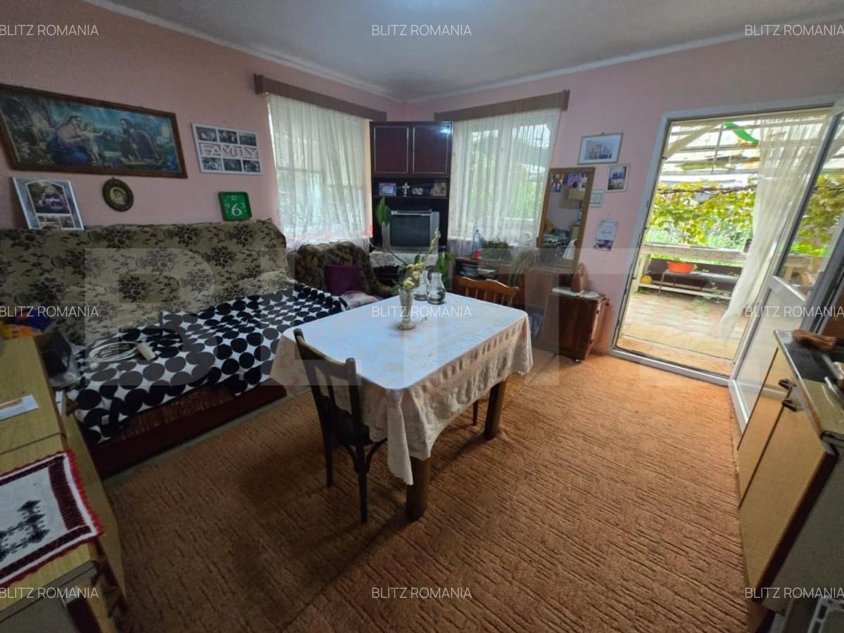 Casa individuala cu 4 camere,120 mp utili,345 mp teren,Blaj - 8