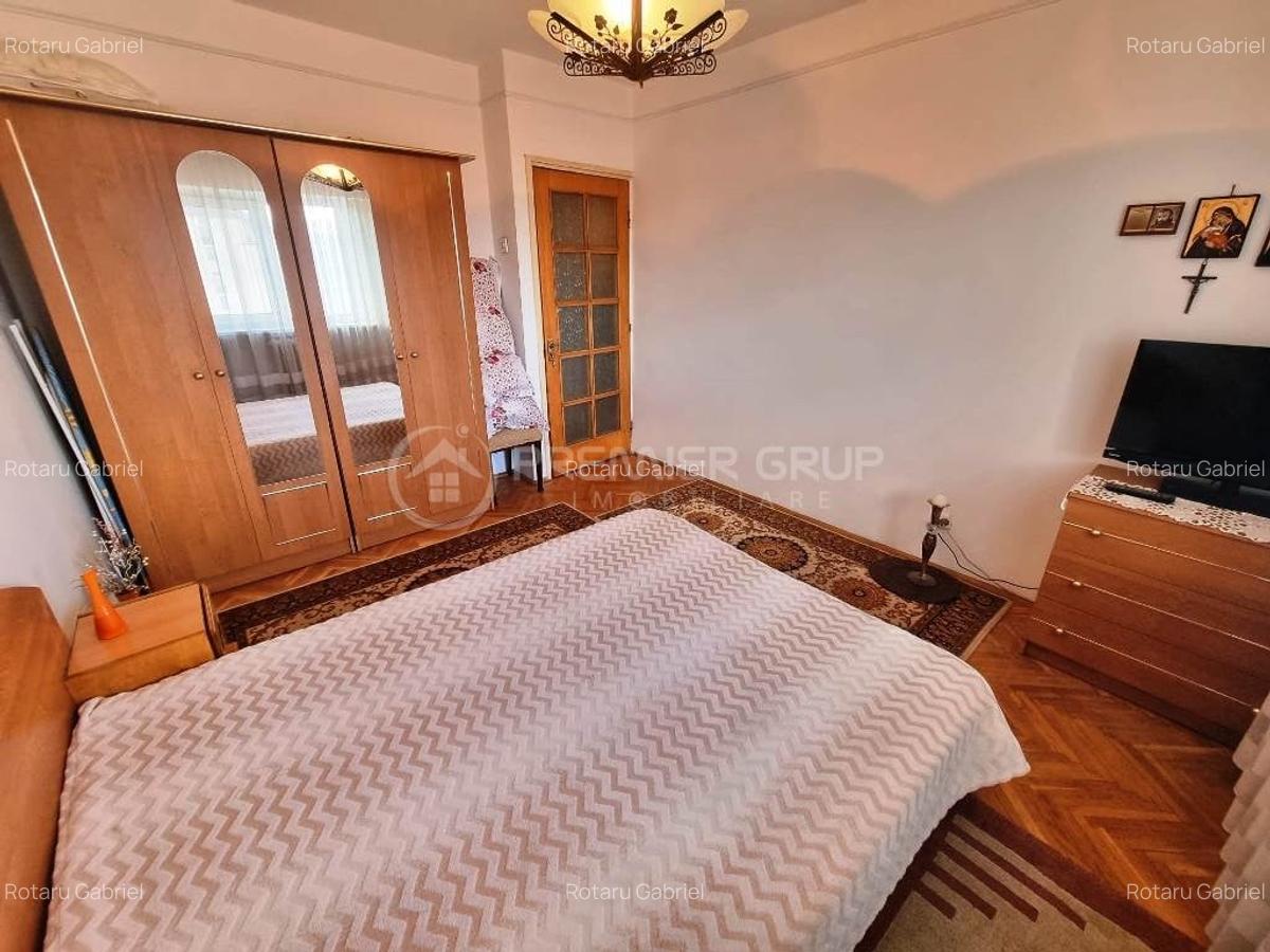 Apartament cu 3 camere în Central - 3