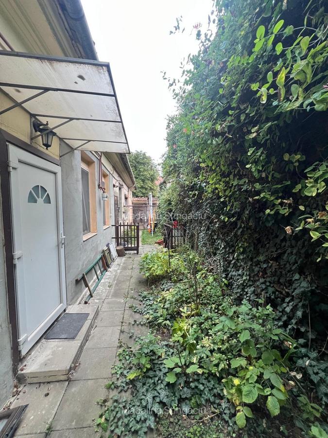 Casă de vânzare pe Strada Lungă-zonă centrală - 2
