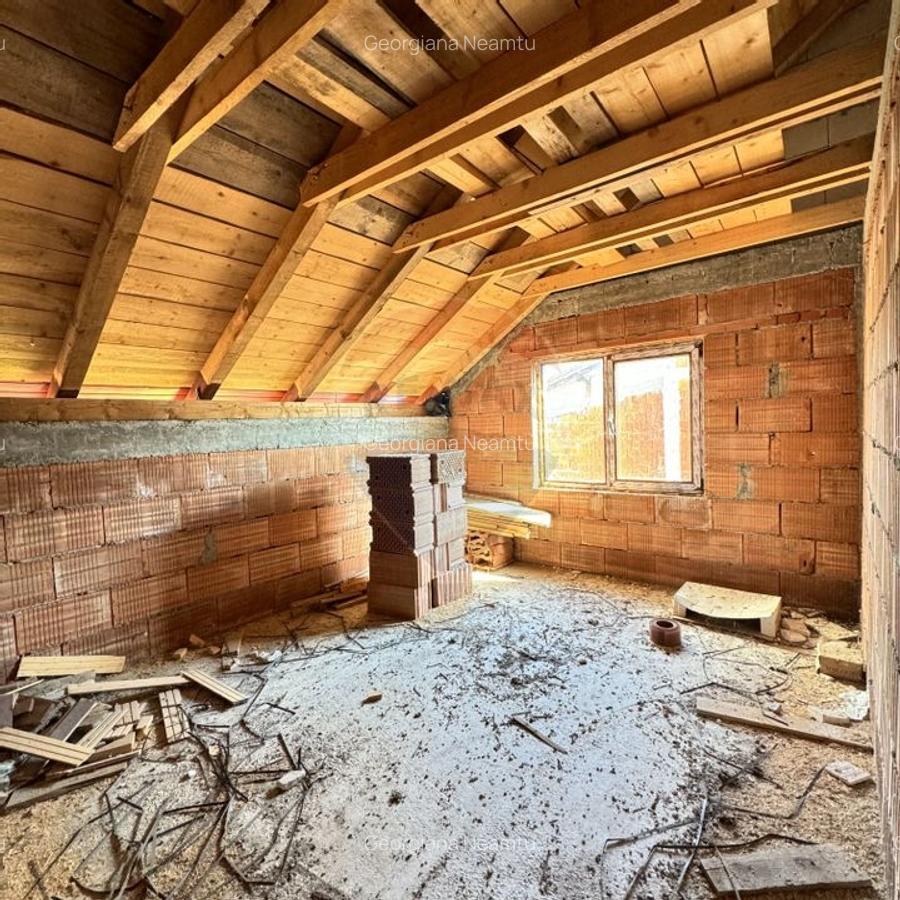 Casa cu 6 camere la rosu, intabulata in Zimandu Nou de vanzare - 15