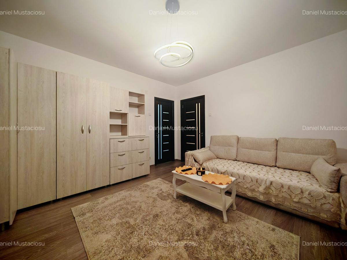 Apartament cochet cu terasa si vedere panoramica in Unirii cu centrala de bloc - 1