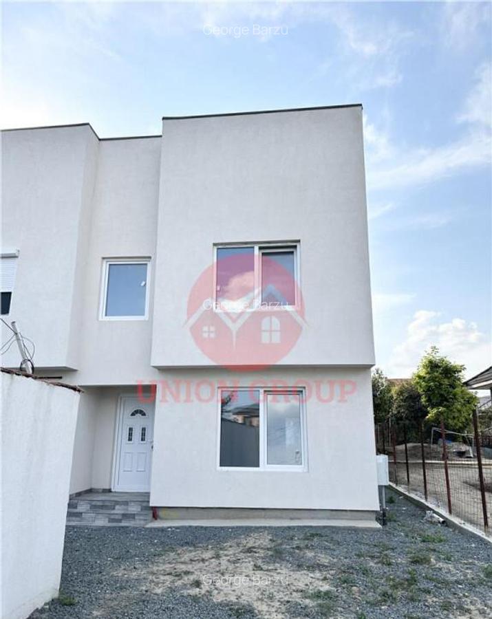 Casa la cheie finalizata 2023 cu vedere spre lac - 9 Casa la cheie finalizata 2023 cu vedere spre lac - 9